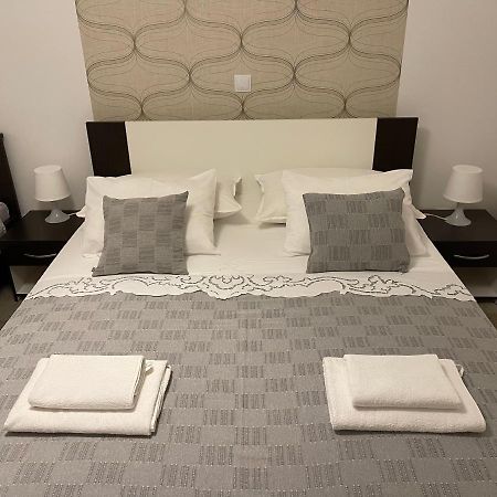 Apartments Antisa Baška Voda Екстериор снимка