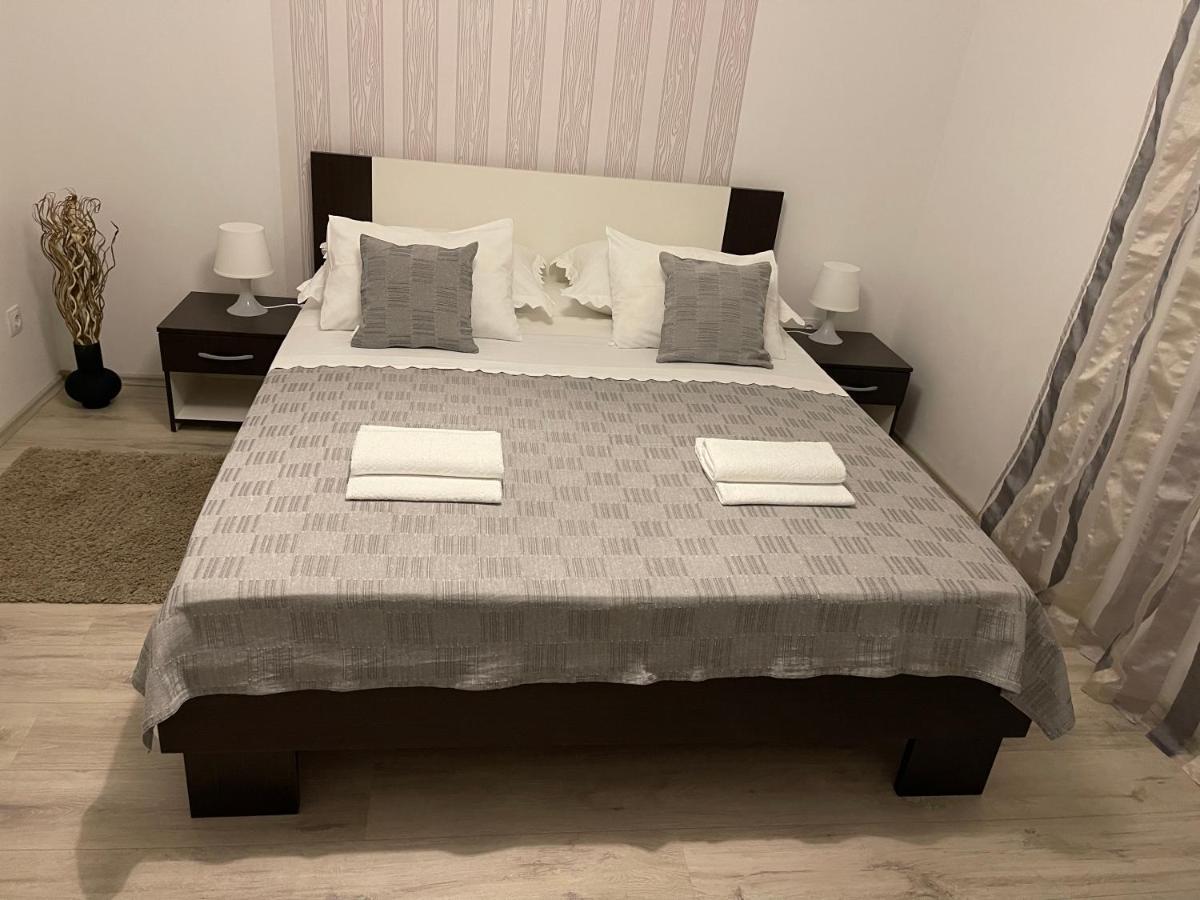 Apartments Antisa Baška Voda Екстериор снимка