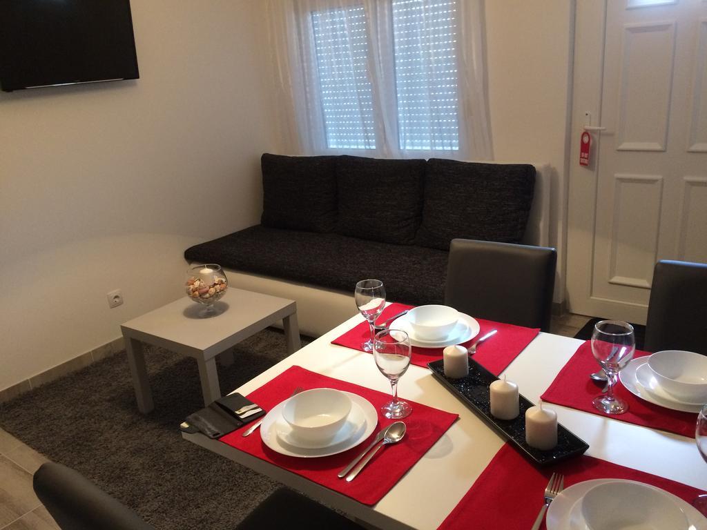 Apartments Antisa Baška Voda Екстериор снимка